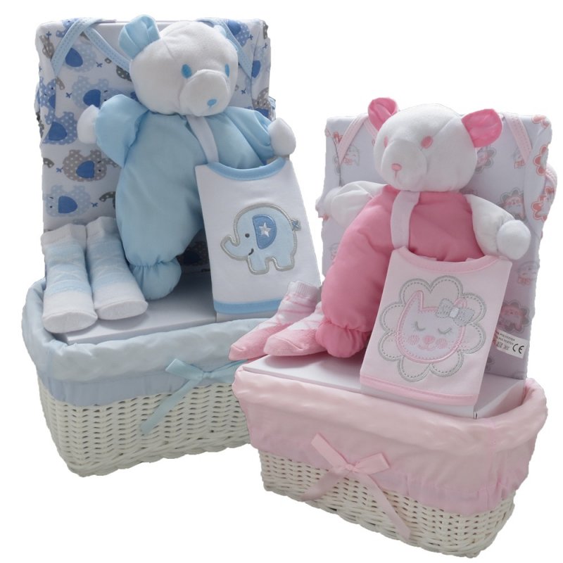 3181PB: Baby 5 Piece Luxury Basket Gift Set (0-3 Months)