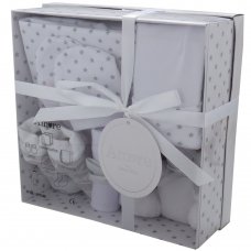 3322W: White 7 Piece Luxury Boxed Gift Set (0-3 Months)