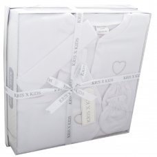 3335W: 4 Piece Luxury Boxed Gift Set (0-3 Months)