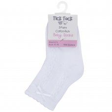 44B964: Baby Girls 3 Pack Cable/ Bow Socks- White