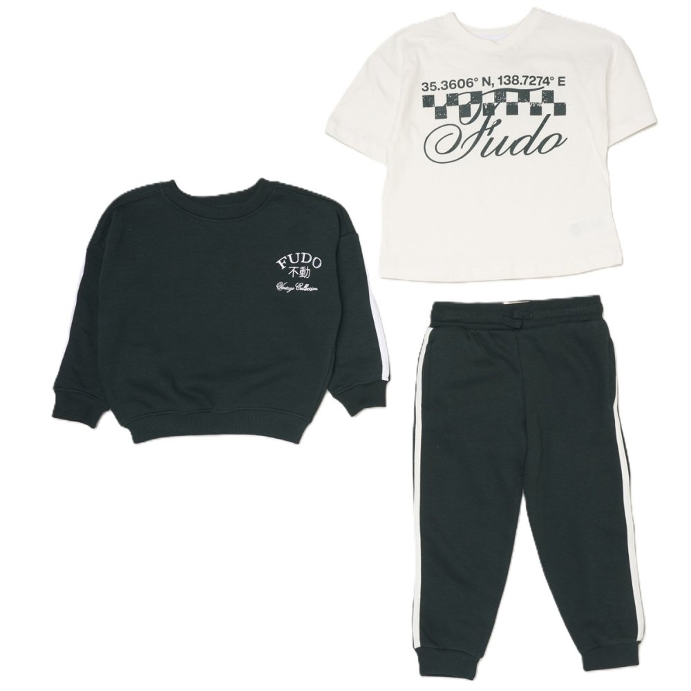 G10963LB: Older Boys Sweatshirt, T-shirt & Jog Pant Outfit (5-6 Years) G10963LB: Older Boys Sweatshirt, T-shirt & Jog Pant Outfit (5-6 Years)