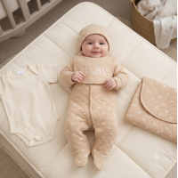 G12265NB: Baby Beige Quilted 5 Piece Mesh Bag Gift Set Including Foldable Changing Mat (NB-6 Months)