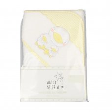 G13128: Baby Yellow Ducks Hooded Towel/Robe