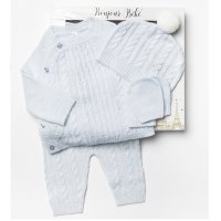 W24228: Baby Boys Knitted 4 Piece Outfit In A Gift Box (NB-6 Months)