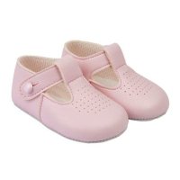 Footwear/Shoes (70)