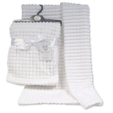 BW-112-1030W: Baby White Jacquard Wrap - Squares