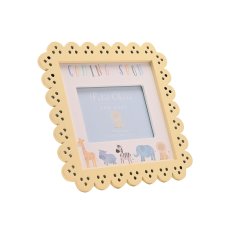 CG2036: Petit Cheri Scallop Frame 4" x 3" - Coming Soon