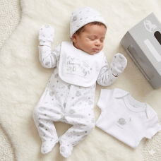 F10102NB: Baby Unisex "I Love My Daddy" 6 Piece Mesh Bag Gift Set (NB-6 Months)