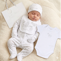 G12582NB: Baby Unisex "Welcome Little One" 6 Piece Mesh Bag Gift Set (NB-6 Months)