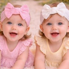 GP-25-1400: Baby Girls 2 Headbands with Bow Set - Pink