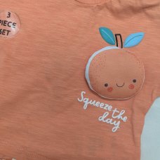 H13637INF: Baby Girls 3D Peach Applique T-Shirt, Shorts & Bucket Hat Outfit (9-24 Months)
