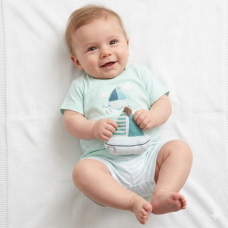 H14308NB: Baby Boys Boat T-Shirt, Shorts & Plush Toy Set (0-9 Months)