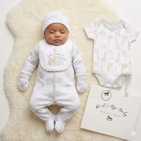 H14405NB: Baby Unisex Animals 6 Piece Mesh Bag Gift Set (NB-6 Months)