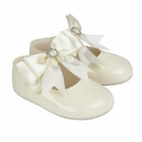 B060: Baby Girls Bow & Diamante Soft Soled Shoe-Ivory (Shoe Sizes: 0-3)