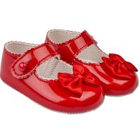 Footwear (48)