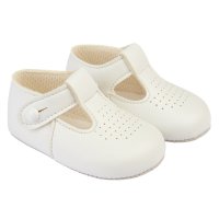B625: Baby Soft Soled Shoe-White (Shoe Sizes: 0-4)