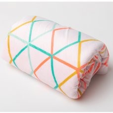 W24020: Baby Diamond Design Plush Wrap With Sherpa Backing (75 x 100 cm)